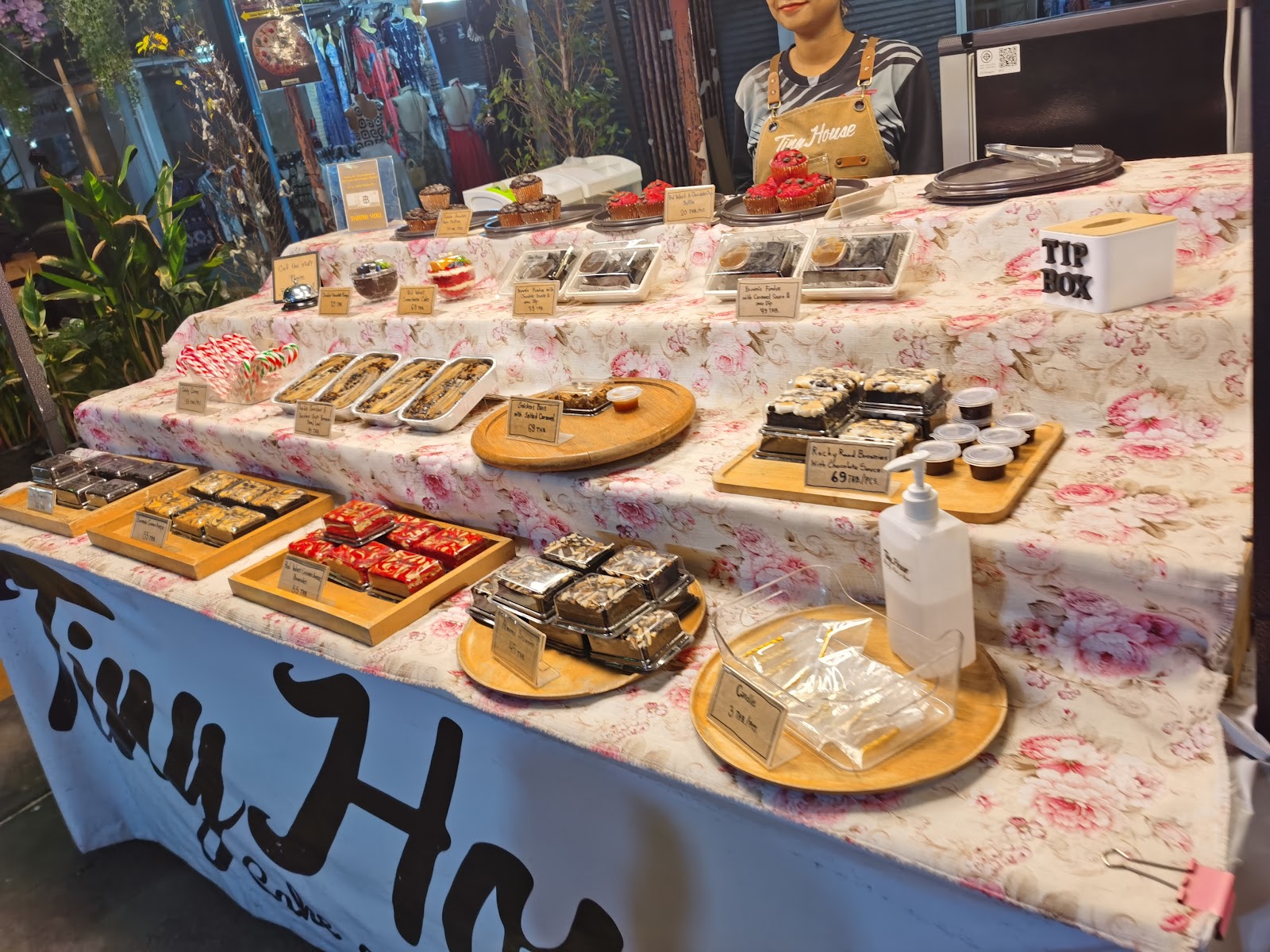 Chang Klan / Night Bazaar — נוף 4