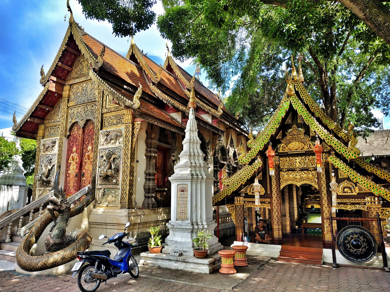 Riverside / Wat Ket – מבט 3