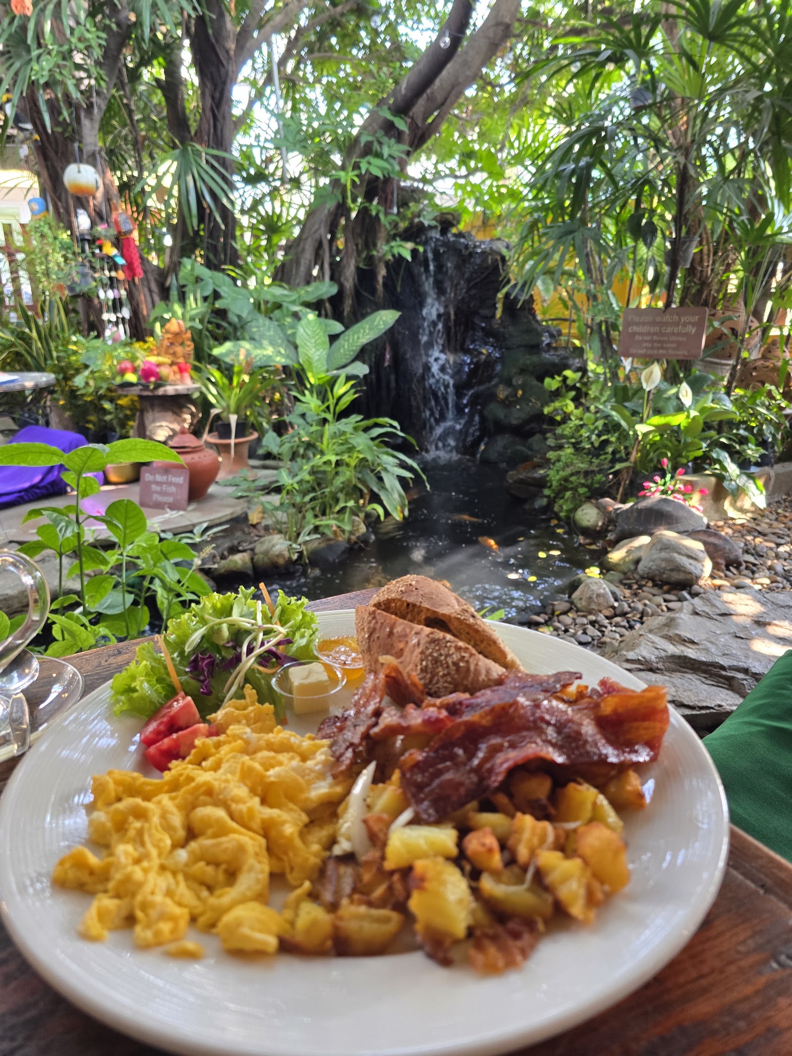 Garden seating at Blue Diamond