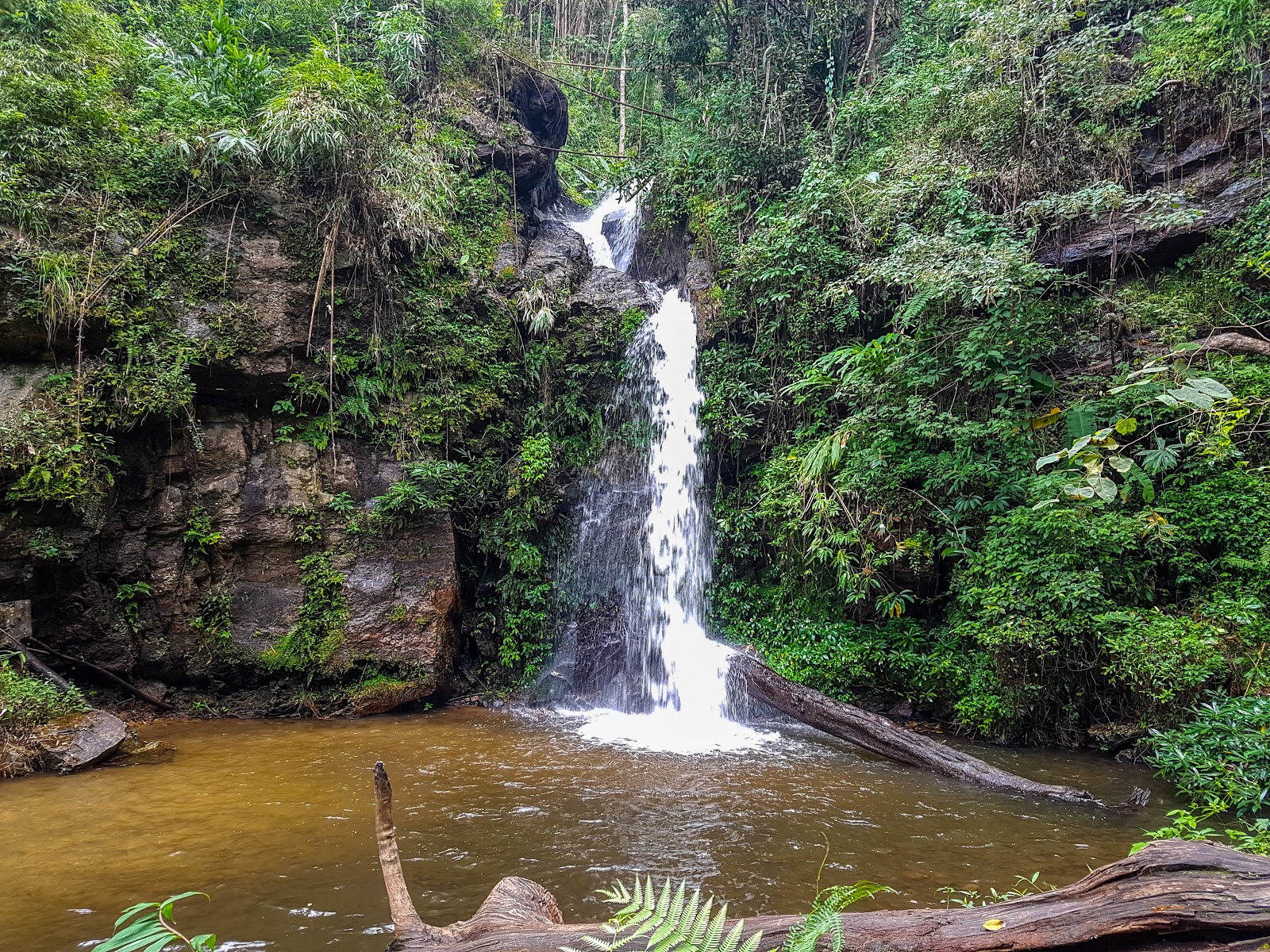 Montha Than Waterfall, Doi Suthep