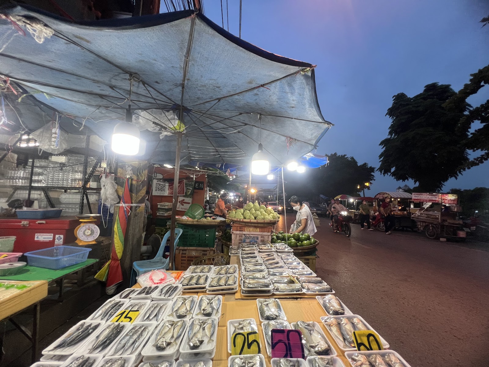Produce stalls at Mueang Mai