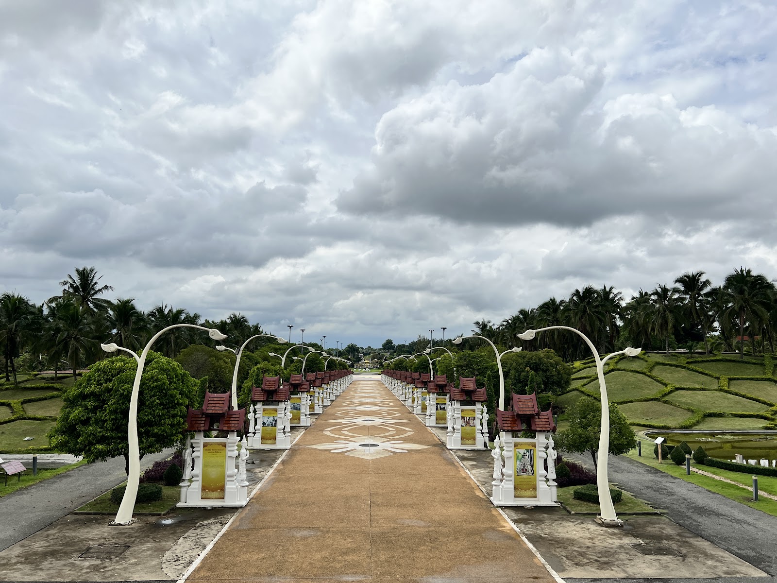 Flowers at Royal Park Rajapruek