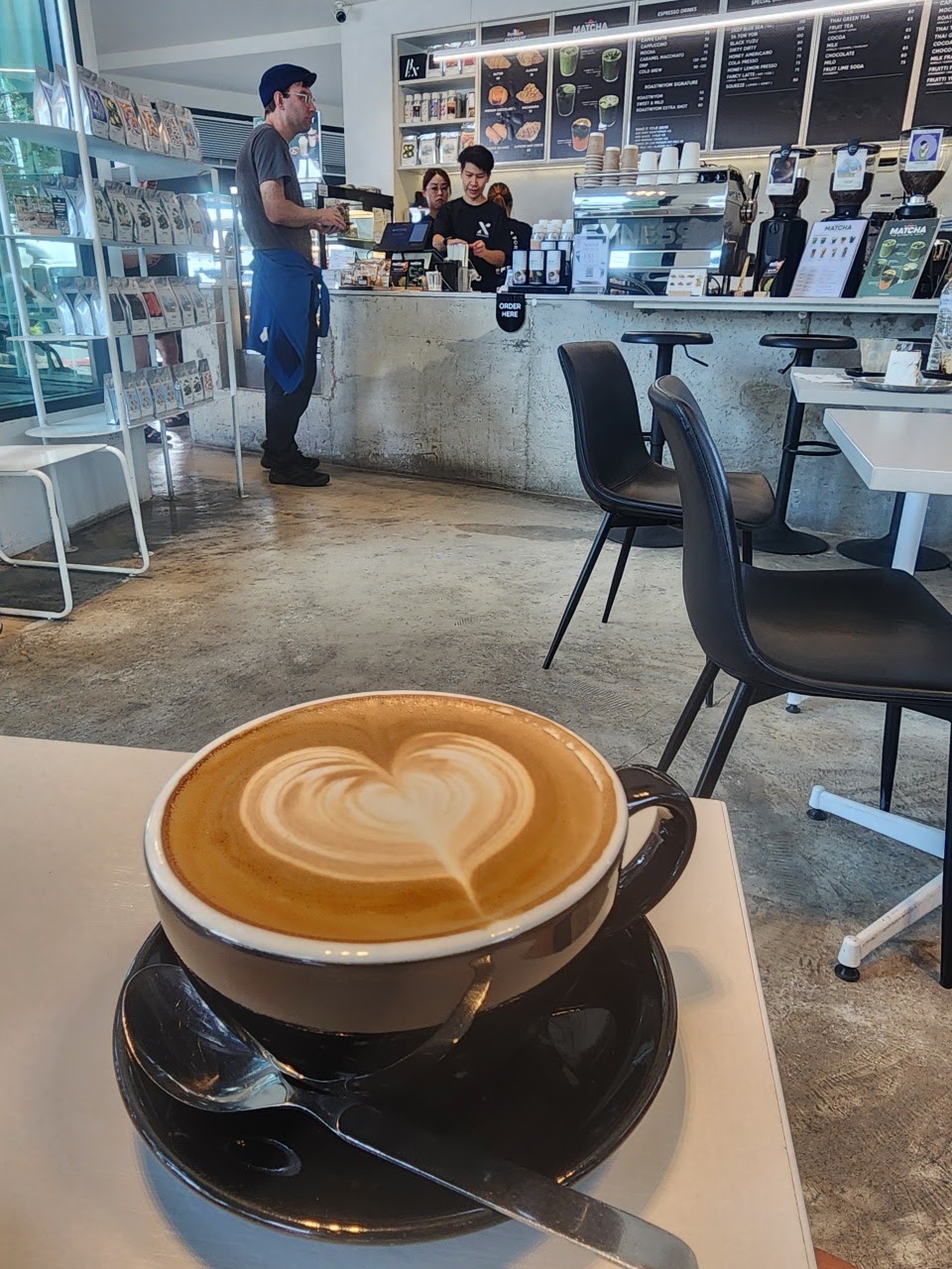 Drinks at Roastniyom Coffee