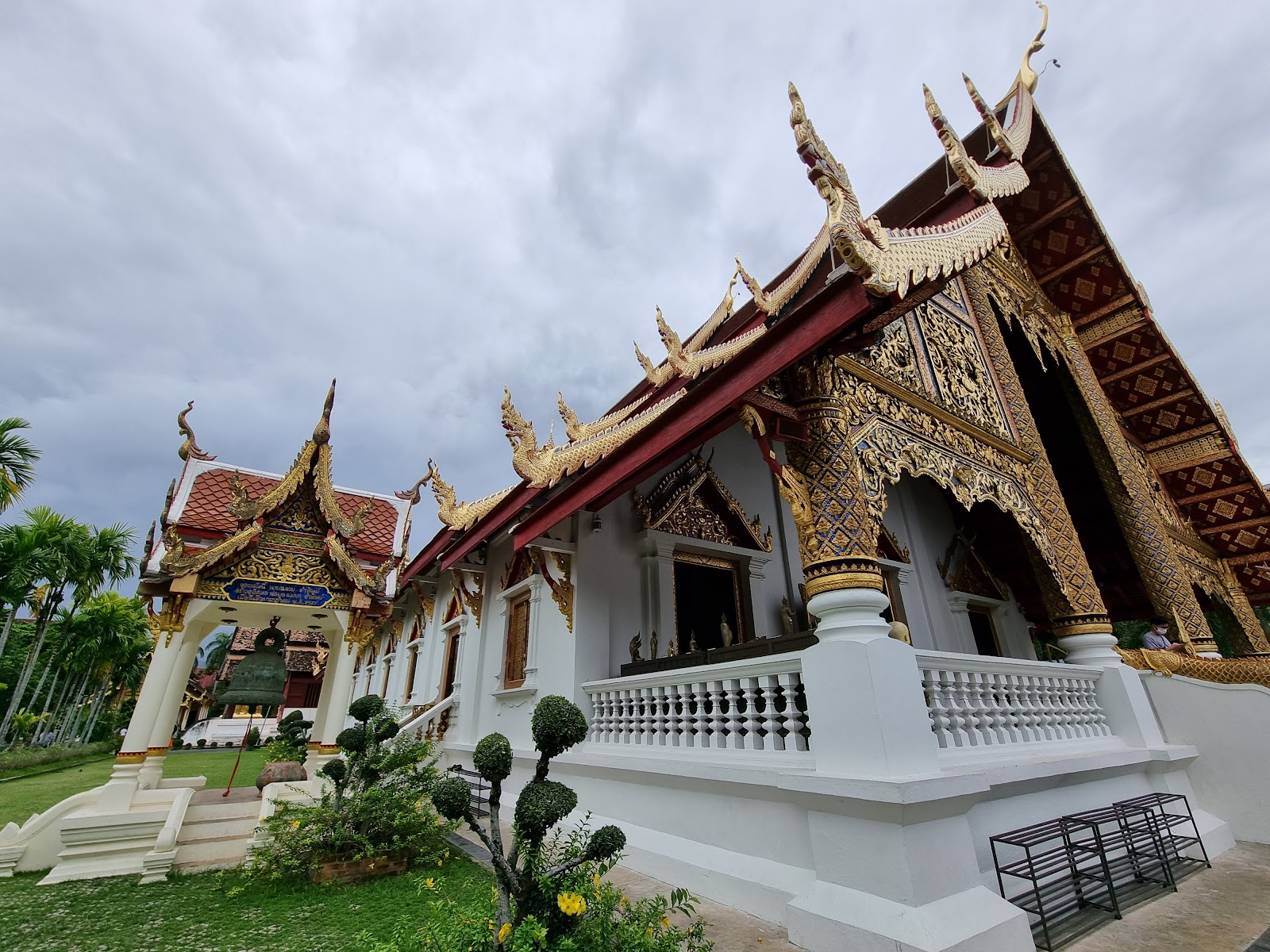 Wat Phra Singh temple grounds