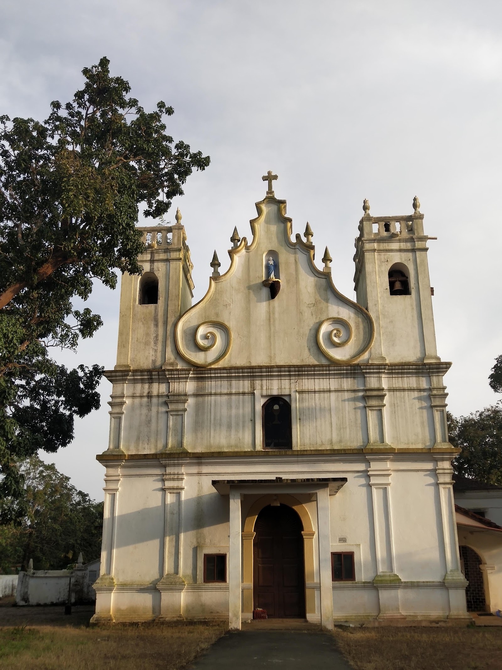 Chorão Island