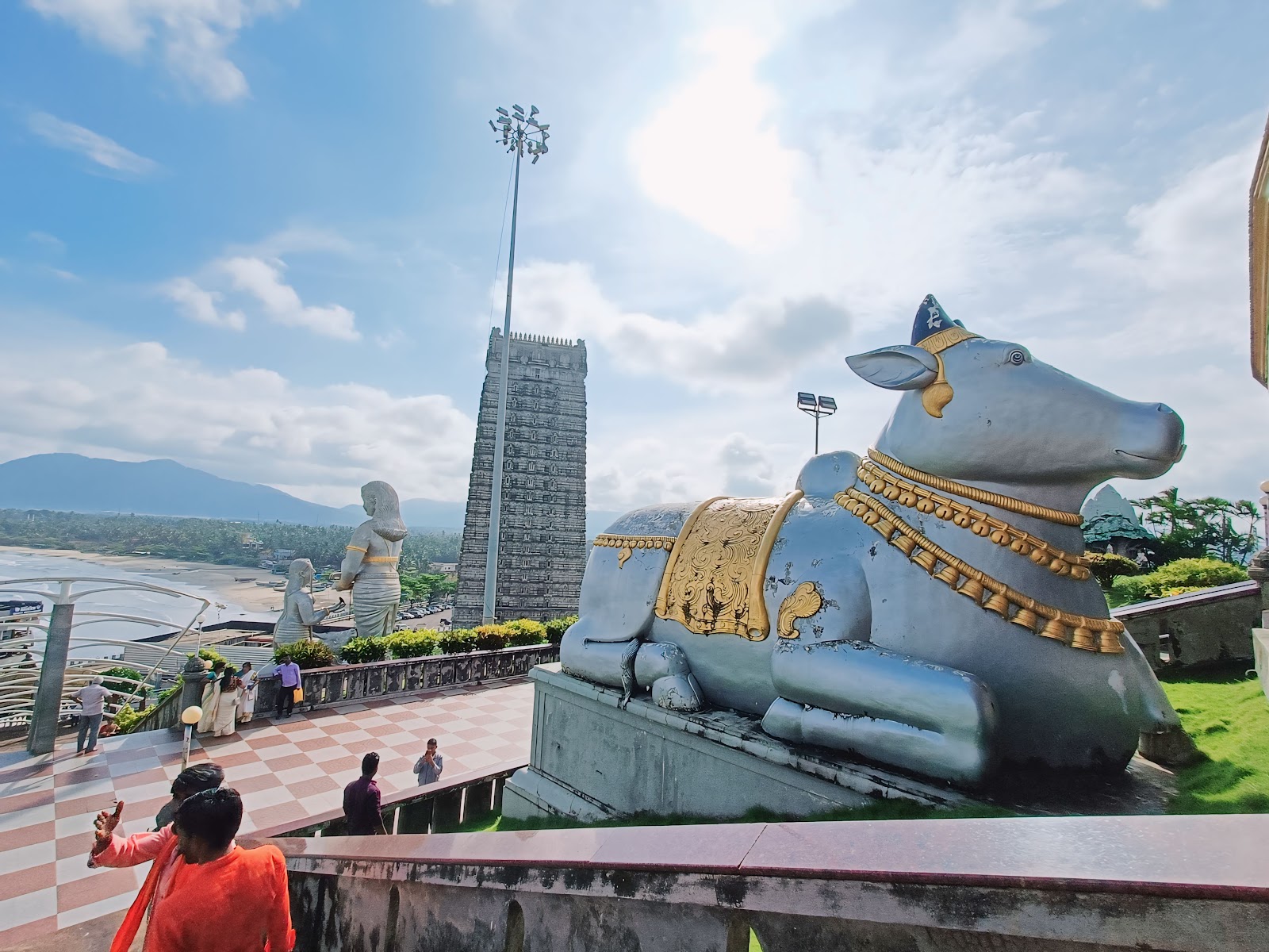 Shri Murudeshwara Shiva Temple