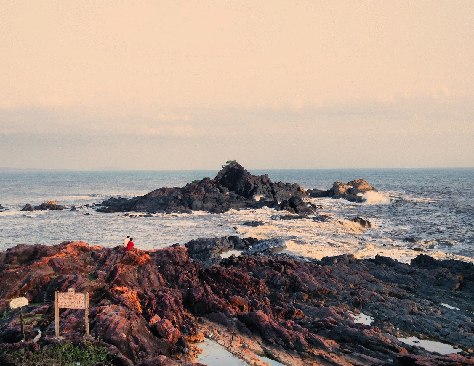 Om Beach