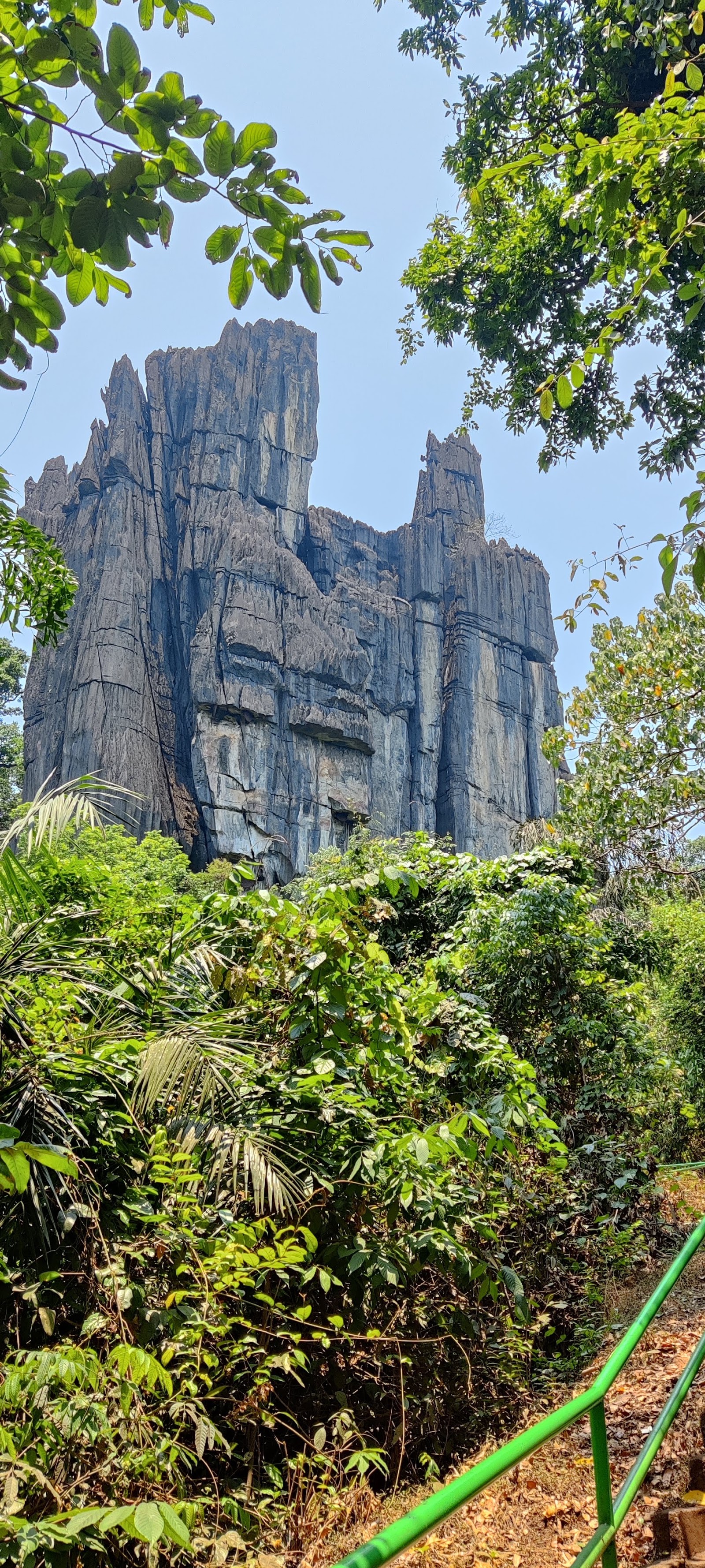 Yana Rocks