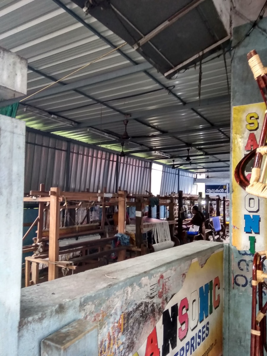Chendamangalam handloom weavers