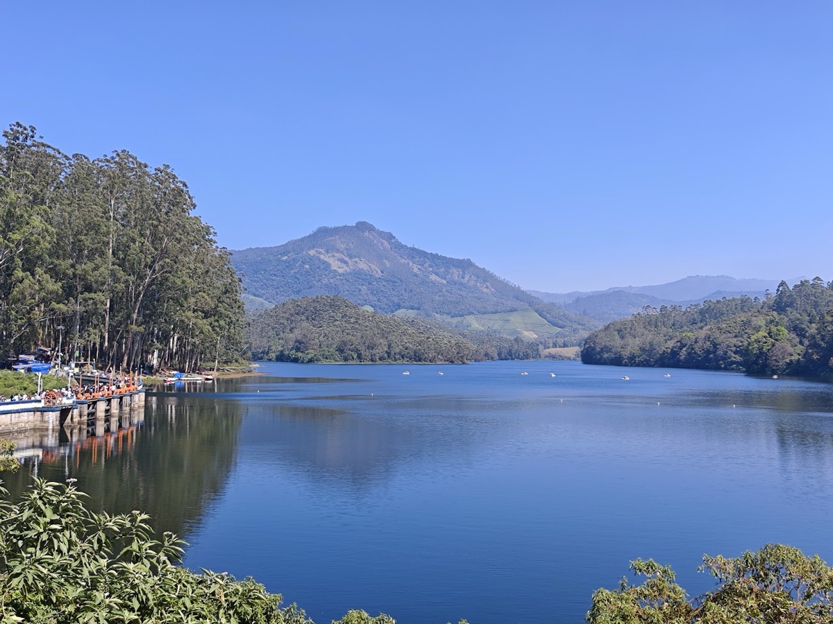 Kundala Lake boating