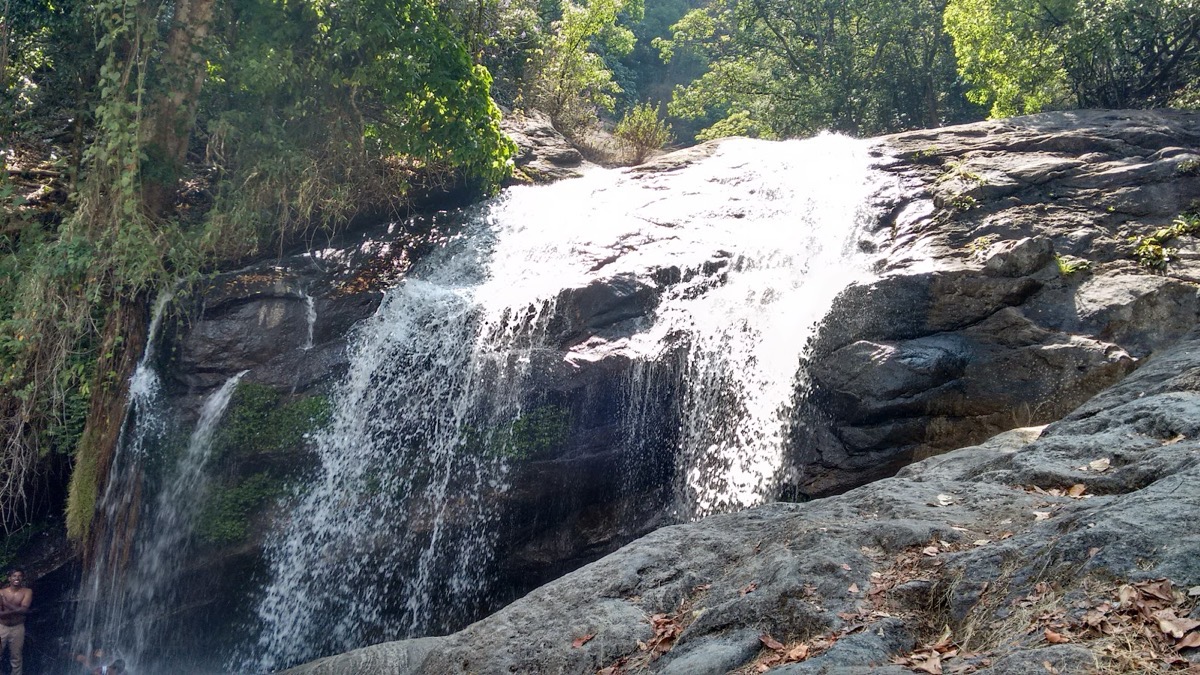 Lakkam Waterfalls