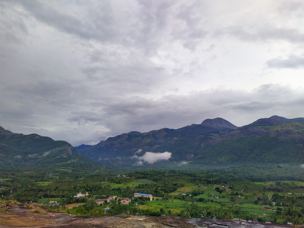 Marayoor dolmens & sandalwood