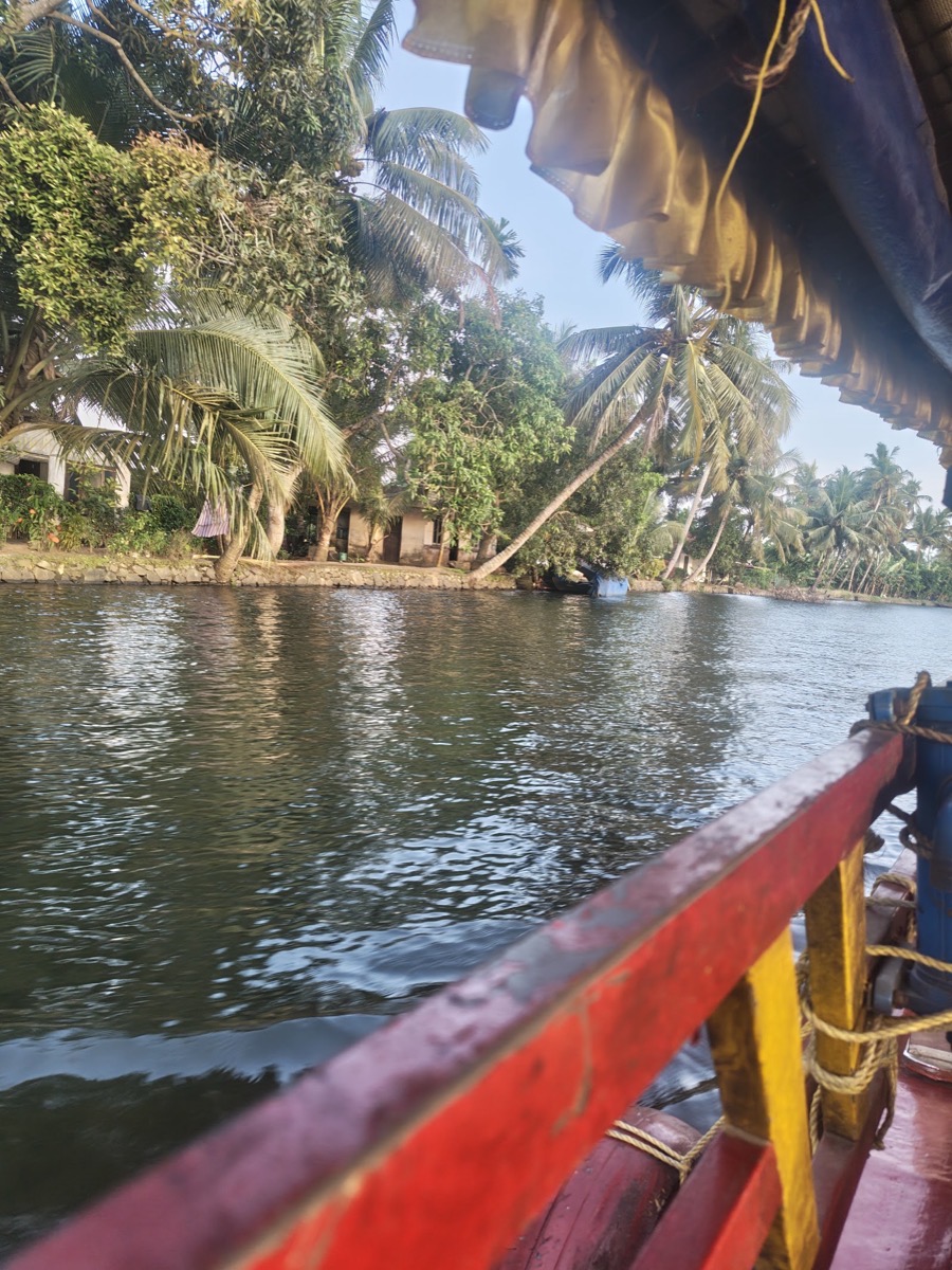 Kuttanad Serenity Cruise-Shikara Ride