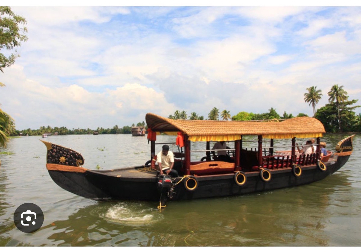 Kuttanad Serenity Cruise-Shikara Ride