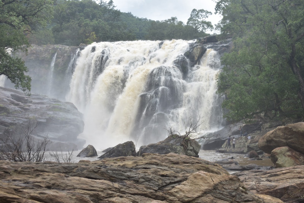 Thoovanam Falls trek