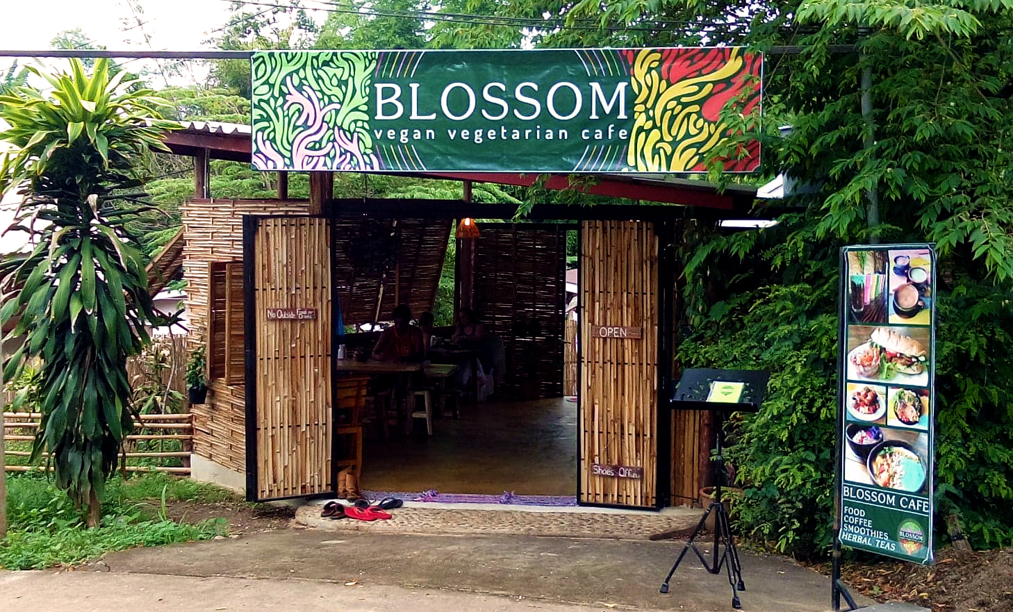 Blossom Cafe Pai