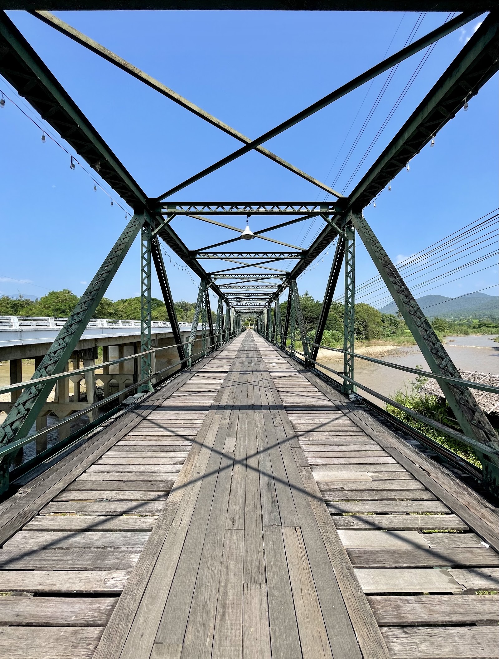 Tha-Pai Memorial Bridge