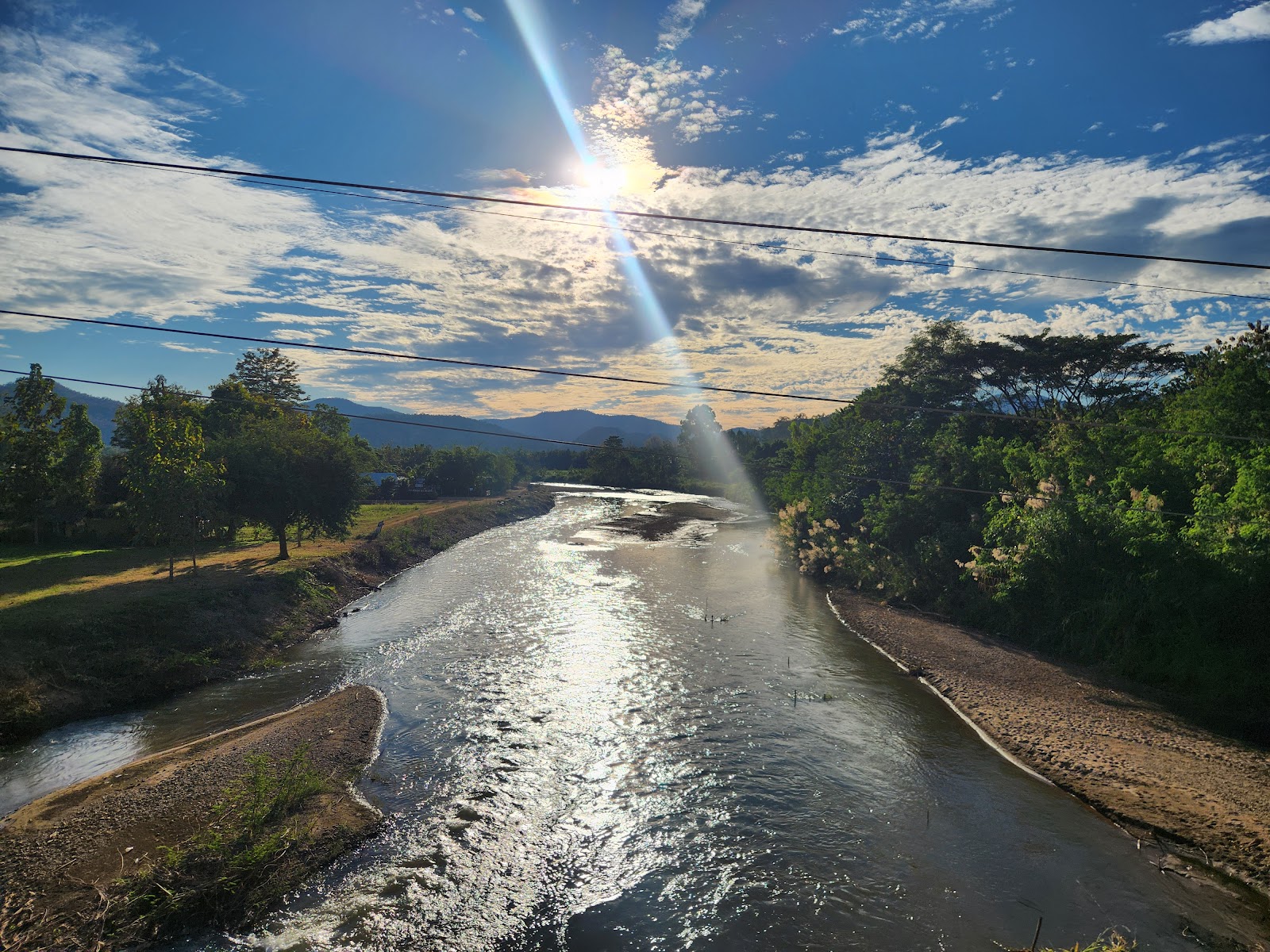 Tha-Pai Memorial Bridge