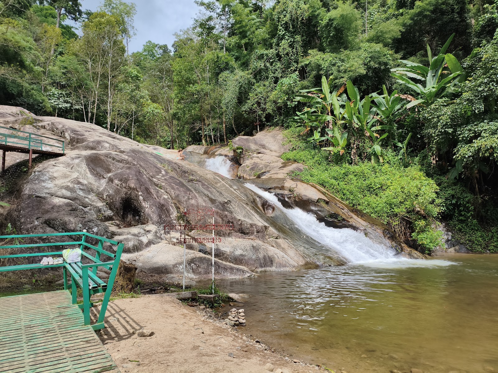 Morpaeng Waterfall