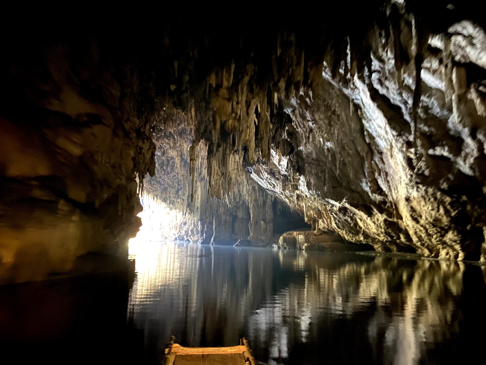 Tham Lod (Nam Lod) Cave