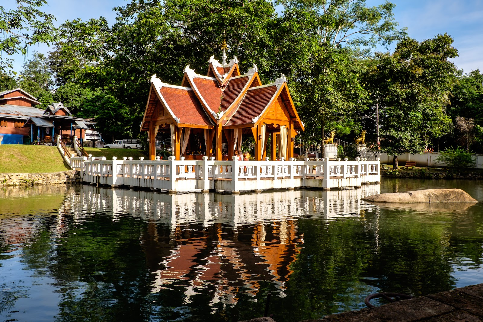 Wat Nam Hu