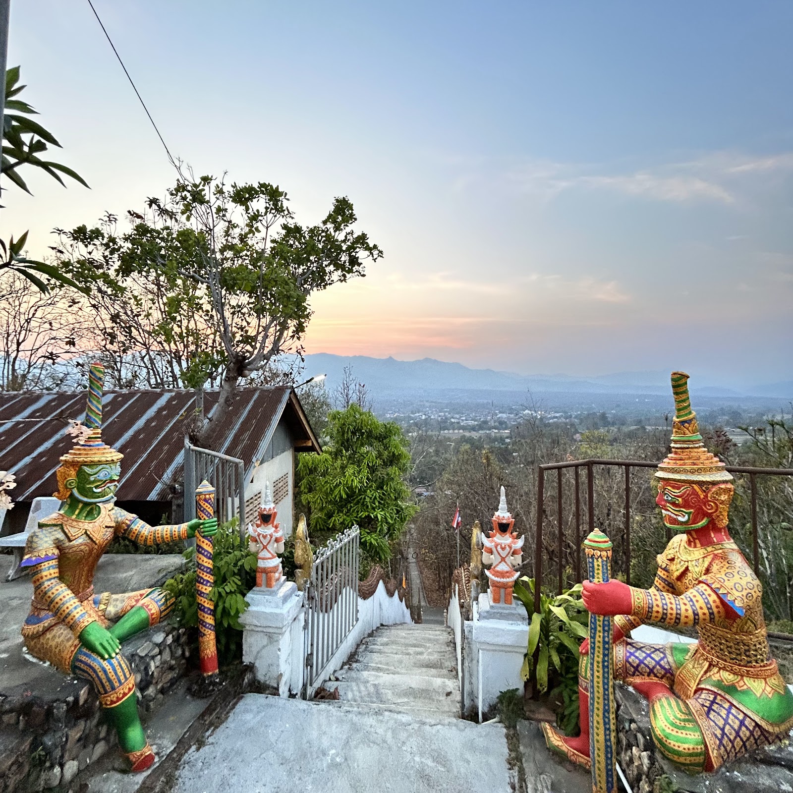 Wat Phra That Mae Yen — the White Buddha