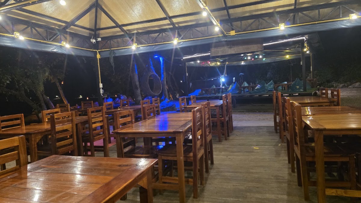 Seating at Tew Lay Bar looking out over Railay East