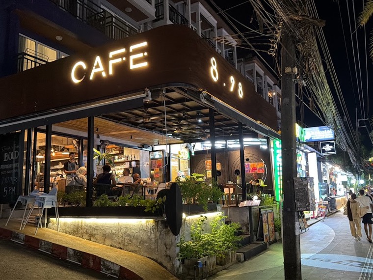Interior of Café 8.98